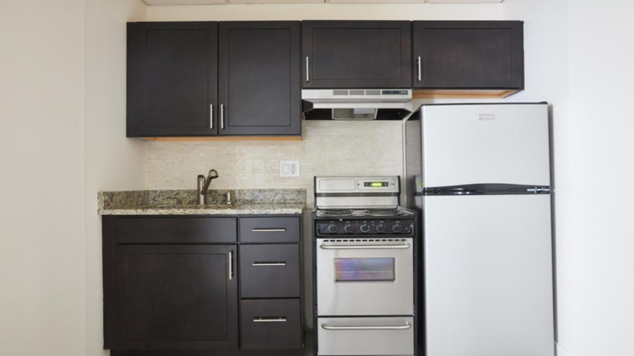 Charming Downtown Crossing Suites By Sonder Everett Eksteriør bilde